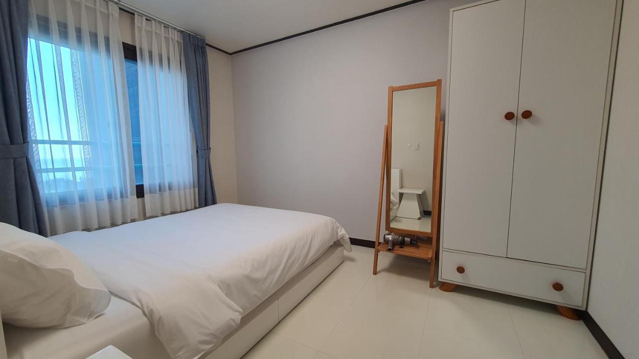 Beewool Chaewool Pension ซอกวีโพ ภายนอก รูปภาพ