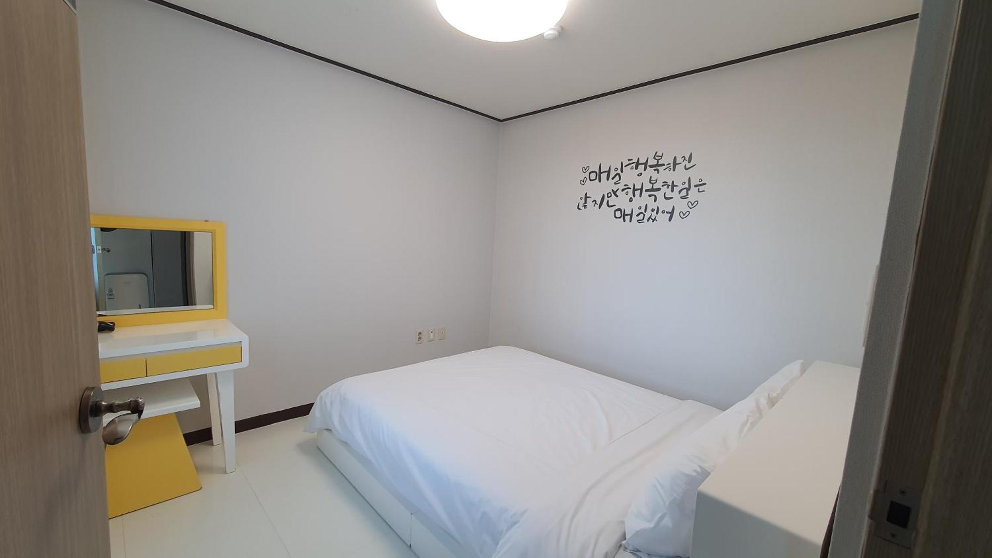 Beewool Chaewool Pension ซอกวีโพ ห้อง รูปภาพ